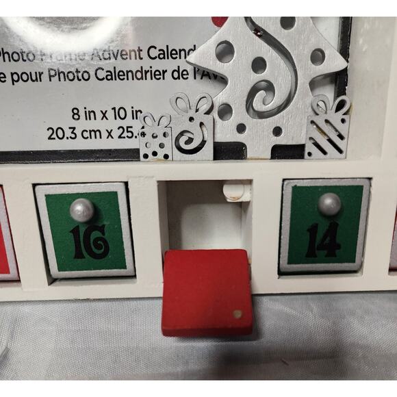 Studio Decor Photo Frame Christmas Holiday Advent Calendar Magnetic Treat Boxes - Picture 6 of 7
